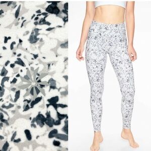 Salutation Stash pocket printed tights, Sandstone, super soft, XS